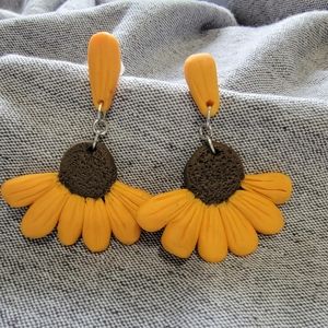 Sunflower stud earrings 3 pairs